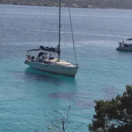 Botel Scugnizza Smeralda Cannigione