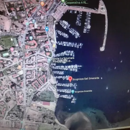 Scugnizza Smeralda Botel