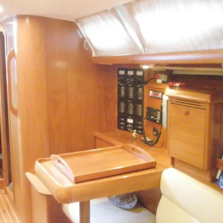 Botel Scugnizza Smeralda Cannigione